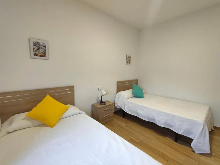 Apartamento Acerota, Con Parking Gratuito Кордоба Екстериор снимка